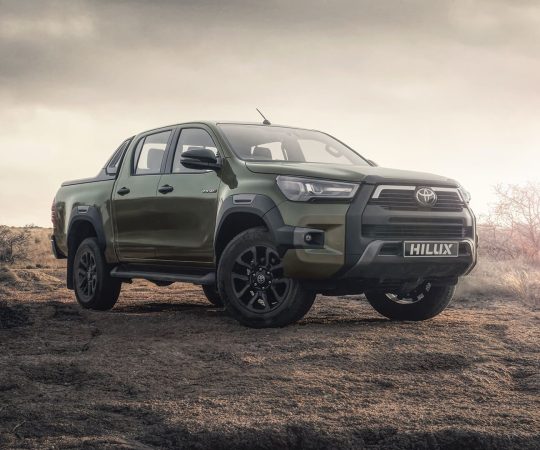 0101020114.double-cab.exterior.1